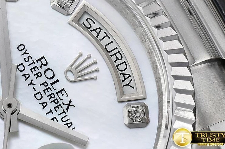 0726 SoftTouch RDD0214A – DayDate 36mm 681